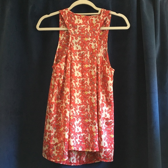 Patterned Racerback Top - Picture 3 of 5